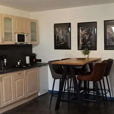 Les Petits Sabots En Appartement Ferriere-la-Grande